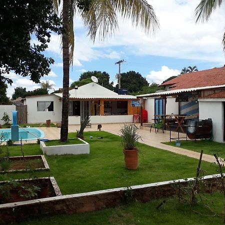 Donna Lu Bed & Breakfast Guia Lopes da Laguna Exterior photo